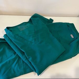 Figs Large Top and Large Tall Skinny Scrub Pants